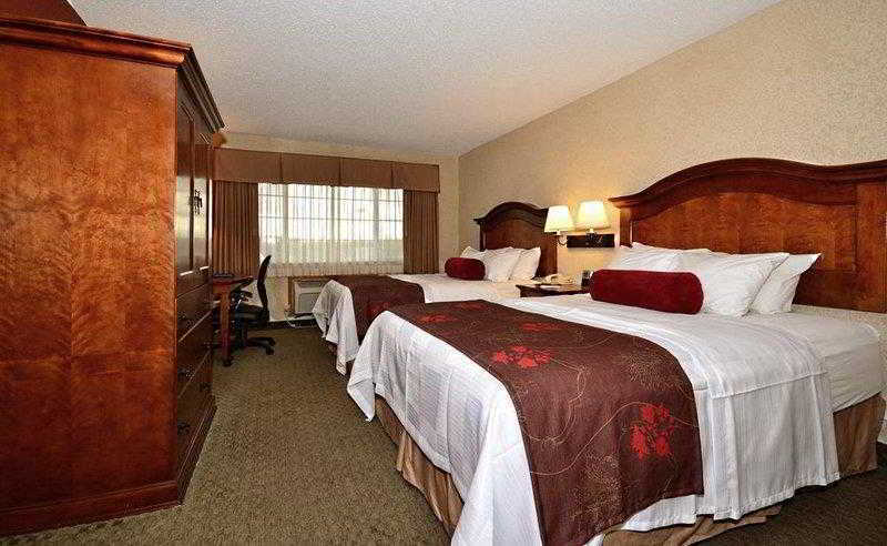 Best Western Plus Rama Inn Redmond Εξωτερικό φωτογραφία